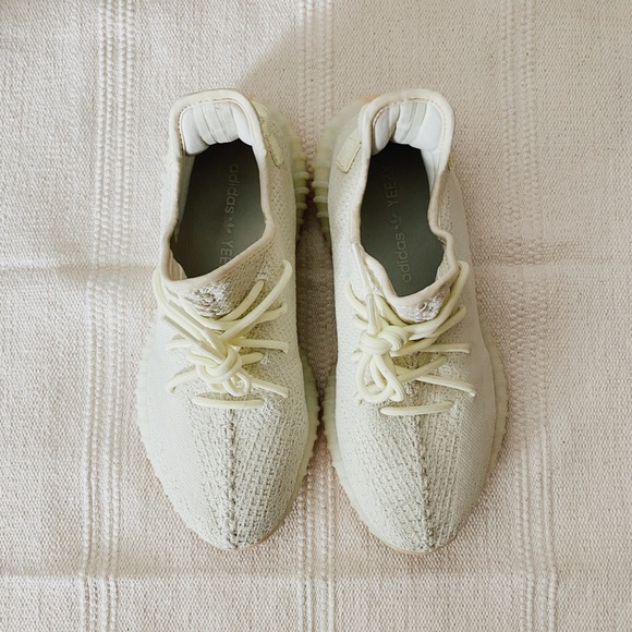 yeezy yen website